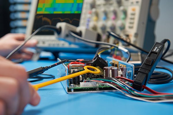 Tek-MDO4104C-SA_29a_h-small MDO3000示波器